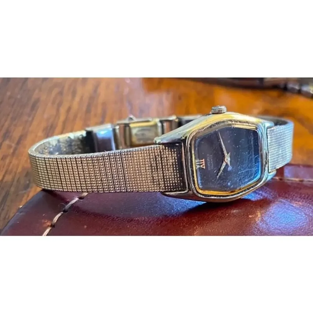 Women's Gold Tone VTG Seiko Watch, Mesh Band, Dark Face